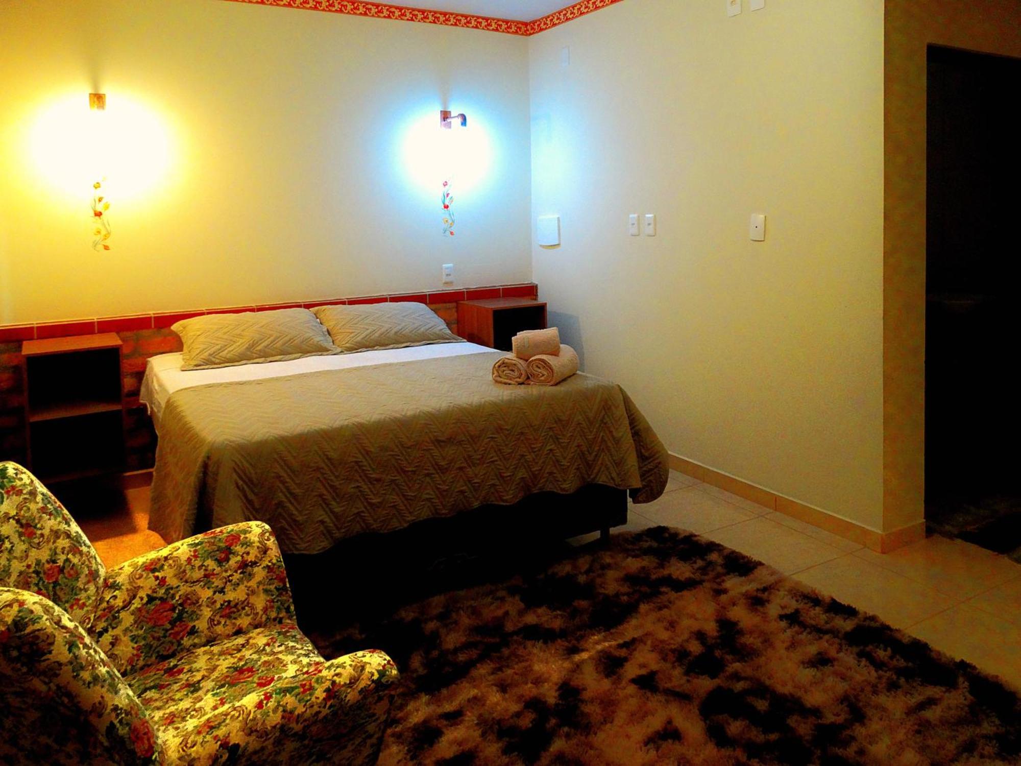 Pousada Al Castello Di Giulietta E Romeo Pirenópolis Habitación foto